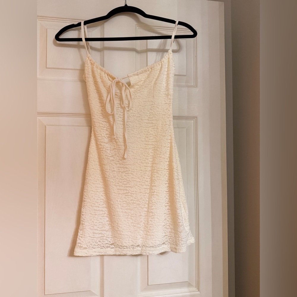NWT Edikted bridal bachelorette ALECIA TEXTURED LACE MINI DRESS